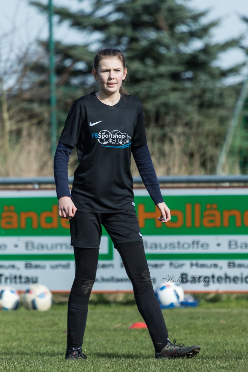 Bild 209 - C-Juniorinnen SV Steinhorst/Labenz - TSV Friedrichsberg-Busdorf : Ergebnis: 5:0